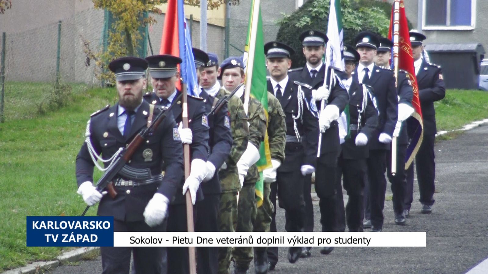 Pietu Dne veteránů doplnil výklad pro studenty (TV Západ)