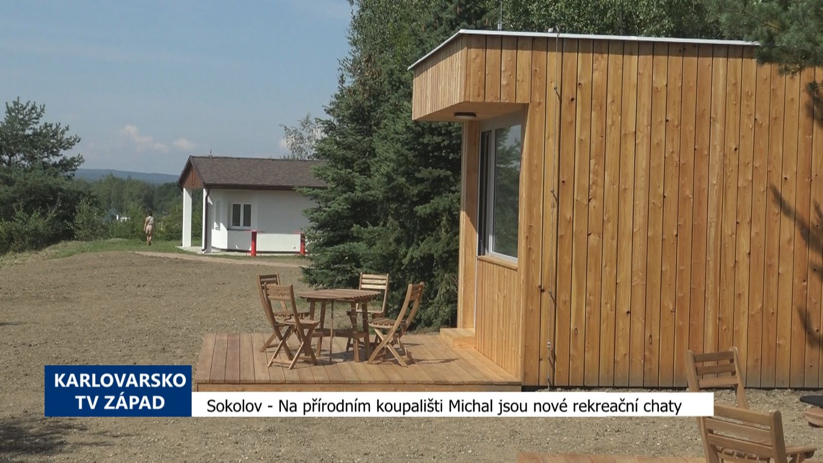 Sokolov: Na přírodním koupališti Michal jsou nové rekreační chaty (TV Západ)