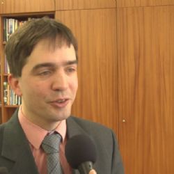 Cheb: Po tajném hlasování zůstává Petr Navrátil starostou