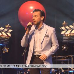 Kraslice: Ples města měl téma Filmové noci (TV Západ)