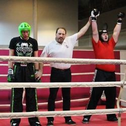 Praha, Mariánské Lázně: Mladý kickboxer přivezl domů stříbro