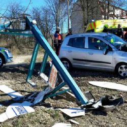 Region: Během necelého týdne hasiči zasahovali u patnácti dopravních nehod