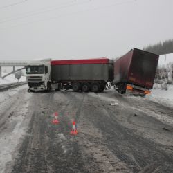 Sníh komplikoval sjízdnost vozovek