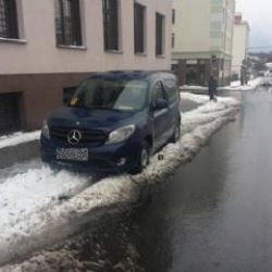 Sokolov: Policie hledá svědky dopravní nehody