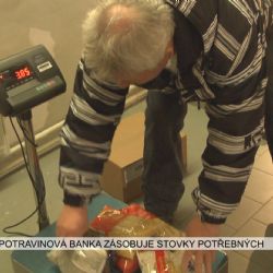 Sokolov: Potravinová banka zásobuje stovky potřebných (TV Západ)