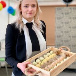 Sháníte catering pro vaši firemní akci? Náš tým se o vše postará!