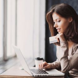 7 rafinovaných způsobů, jak ušetřit při nákupu přes internet