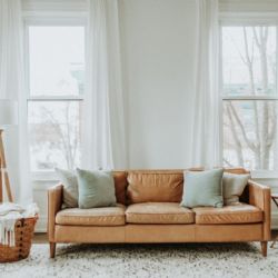 Čtyři otázky, které byste si měli položit, než koupíte novou pohovku