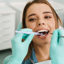 Pravidelná návštěva lékaře ušetří čas, bolest i peníze