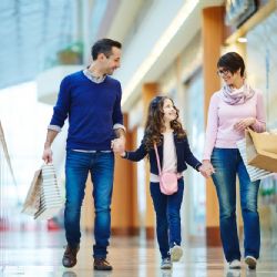 Výhody obchodních center a proč se do nich vydat