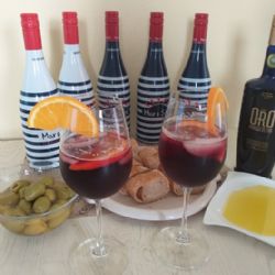 Letní Dámský klub PERLAGE v Plzni proběhl opět v příjemné atmosféře