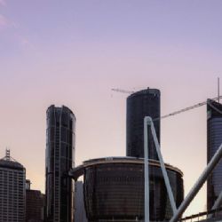 Jak si bezpečně užít večer v Cazeus či kamenných  kasinech?