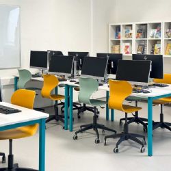 Když školní nábytek inspiruje