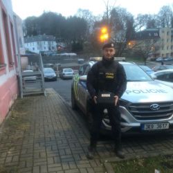 Aš: Policisté pomohli k záchraně života