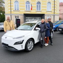 Aš: Třetí elektromobil pro Pečovatelskou službu