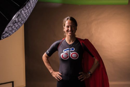 Foto: Barbora Strýcová se zařadí k superhrdinům! Pojede CITY TRIATHLON Karlovy Vary