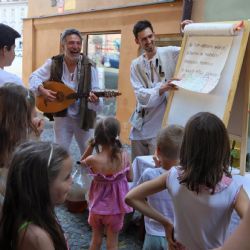 Cheb: Herci provedli účastníky akce bránou do minulosti