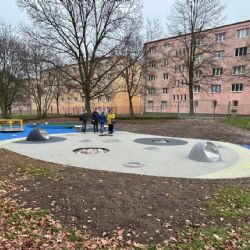 Chodov: Zahrada prošla úpravou, děti si užívají vesmírné dobrodružství