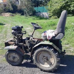 Chyše: Řídil traktor a nadýchal téměř tři promile