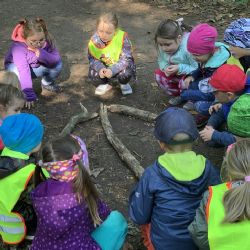 Karlovarsko: Recyklohraní pomáhá mateřským, základním i středním školám v kraji učit o klimatické změně