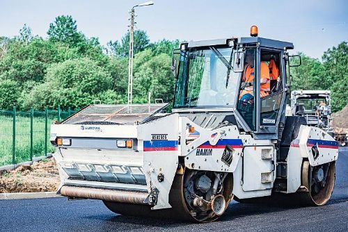 Foto: Karlovarský kraj: Další ze silničních úseků, který kraj nechá zmodernizovat, vede z Teplé do Horního Kramolína