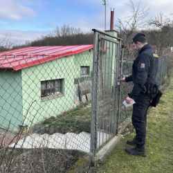 Karlovarský kraj: Policisté provádí kontroly chatových oblastí po celou zimu