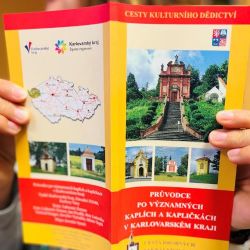 Karlovarský kraj vydává nového průvodce po drobných sakrálních památkách