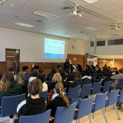 Karlovarský kraj: Zabraň rasismu ve škole!