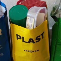 Karlovy Vary: Třiďte odpad do tašek