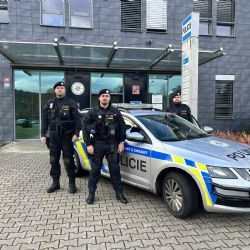 Karlovy Vary: Žena chtěla skočit z mostu