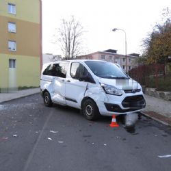 Kraslice: Řidič způsobil škodu přibližně 700 tisíc korun