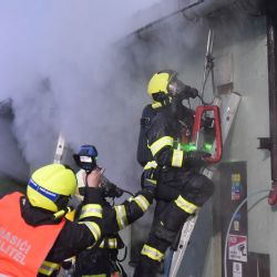 Kraslice: Vyhořela budova místních lesních hospodářů