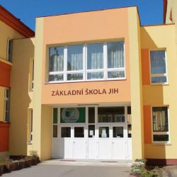 Mariánské Lázně: Škola Jih slaví 100 let