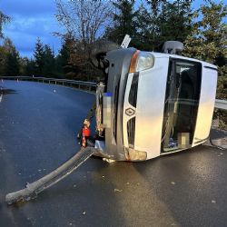 Nejdek: Řidič utrpěl naštěstí jen lehká zranění