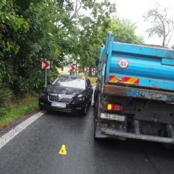 Počerny: Při nehodě byla zraněna jedna osoba. 