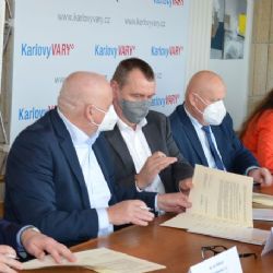 Region: Centrální zásobování teplem má budoucnost, deklarují města i teplárenské společnosti