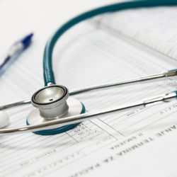 Region: Další prostředky z kraje míří k lékařům nad 65 let