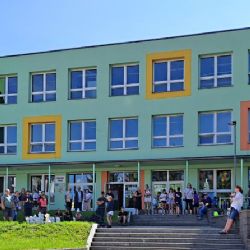 Region: Karlovarská „Poštovka“ oslavila šedesátiny