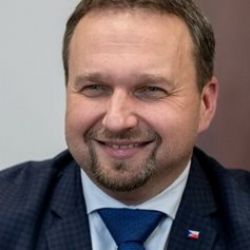 Region: Karlovarský kraj navštívil ministr práce a sociálních věcí Marian Jurečka