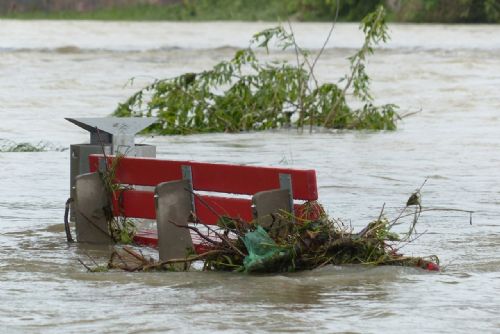 Foto: Region: Karlovarský kraj věnuje na pomoc oblastem zasaženým povodněmi půl milionu korun