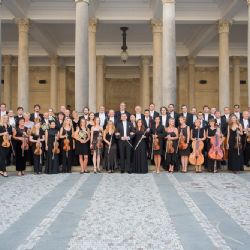 Region:  Karlovarští symfonici zahrají na Mlýnské kolonádě