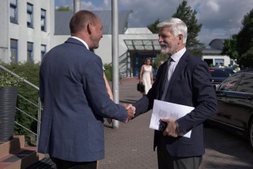Foto: Region: Prezident republiky Petr Pavel je na návštěvě Karlovarského kraje
