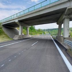 Region: Skončila oprava dálnice D6 mezi Sokolovem a Karlovými Vary