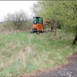 Velká Hleďsebe: Policisté vypátrali odcizený bagr