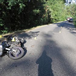 Vřesová:  Došlo k těžkému zranění motocyklisty