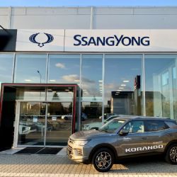 SsangYong otevřel v Trenčíně šesté dealerství svých vozů na Slovensku. V Plzeňském kraji navštivte autosalon Auto Moto Jager, s.r.o.
