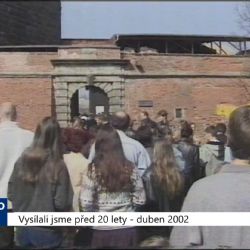 2002 – Cheb: Hrad zahájil sezonu, jedná se o zakrytí paláce (TV Západ)