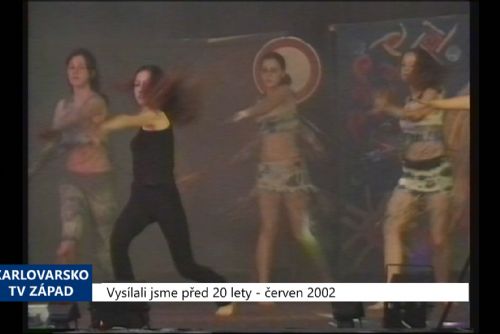 Foto: 2002 – Chebsko: Freďáci ze Skalice přivezli Srdce na dlani (TV Západ)