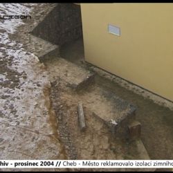 2004 – Cheb: Město reklamovalo izolaci zimního stadionu (TV Západ)