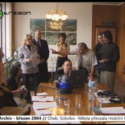 2004 – Cheb, Sokolov: Města převzala mobilní kamery (TV Západ)